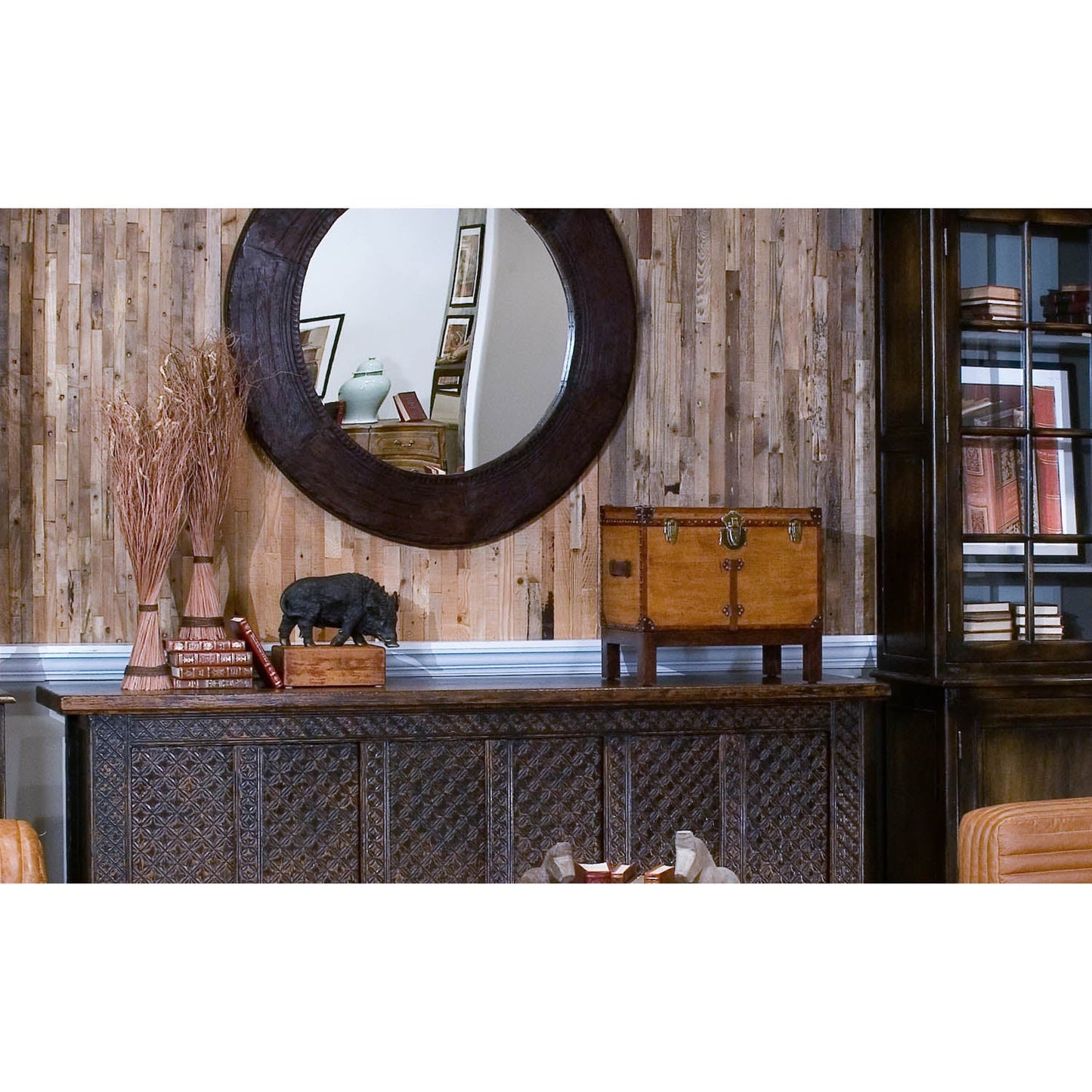 Abilene Leather Box W/Stand | Sarreid Ltd - 26734
