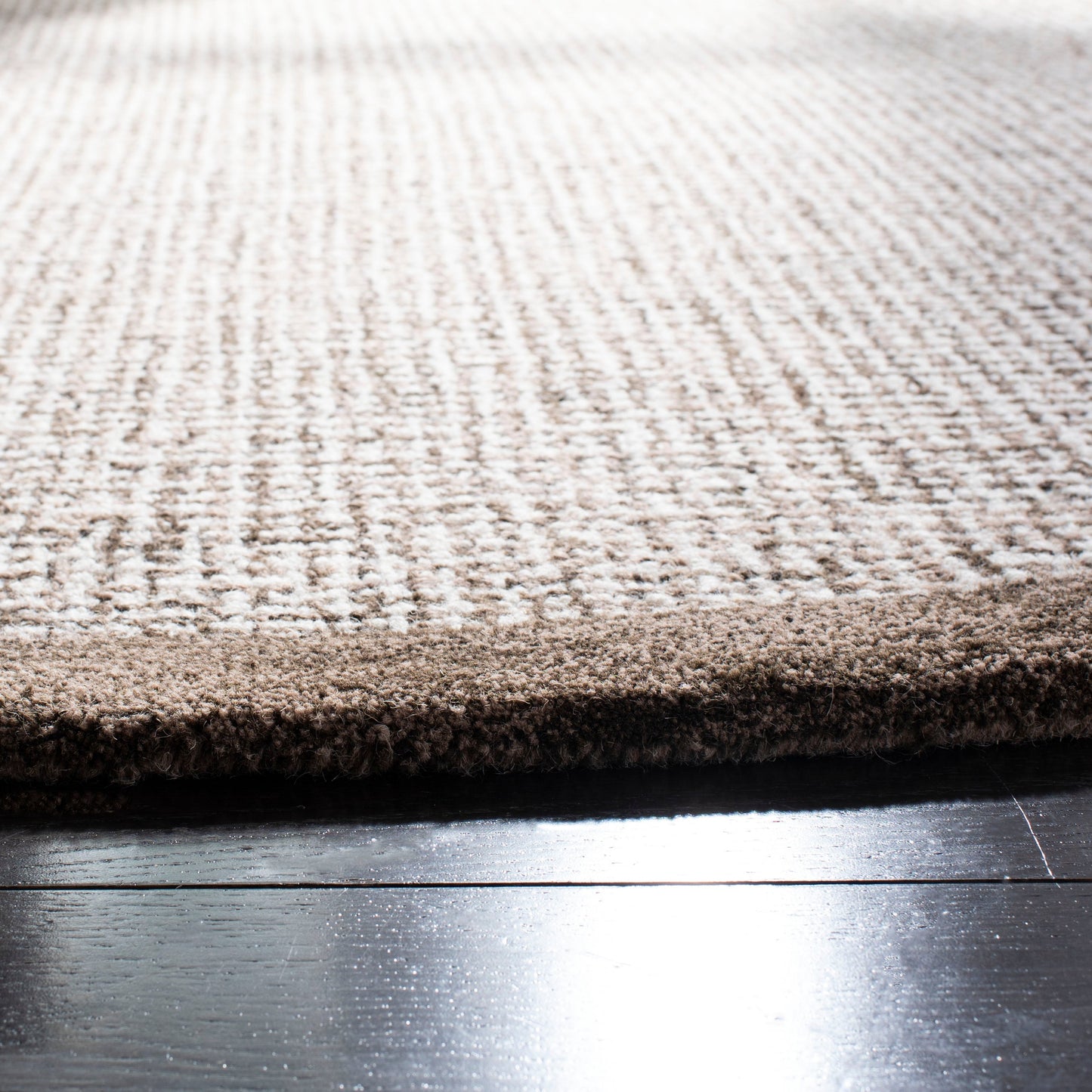 Abstract 220 Rug | Safavieh - ABT220