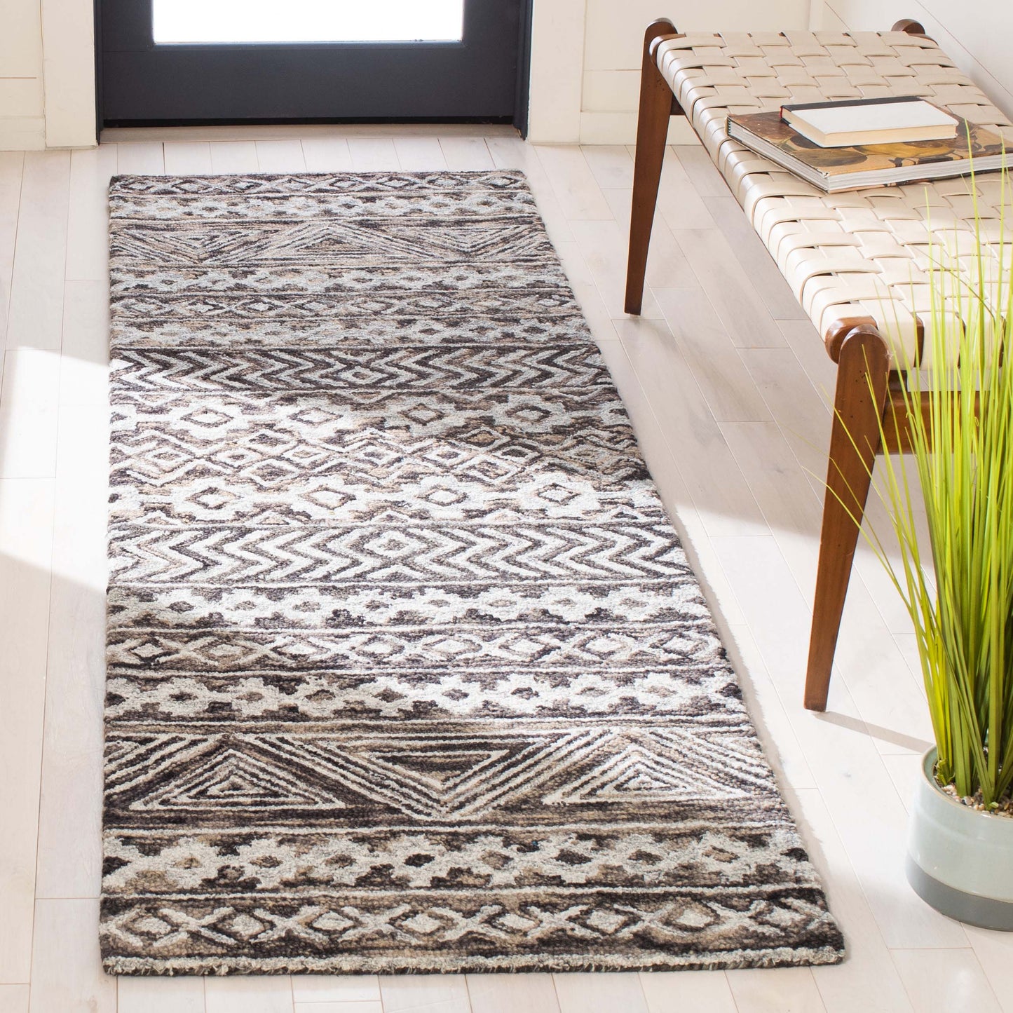 Abstract 252 Rug | Safavieh - ABT252