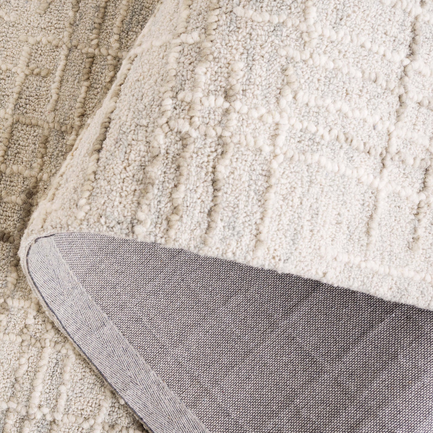 Abstract 280 Rug | Safavieh – ABT280