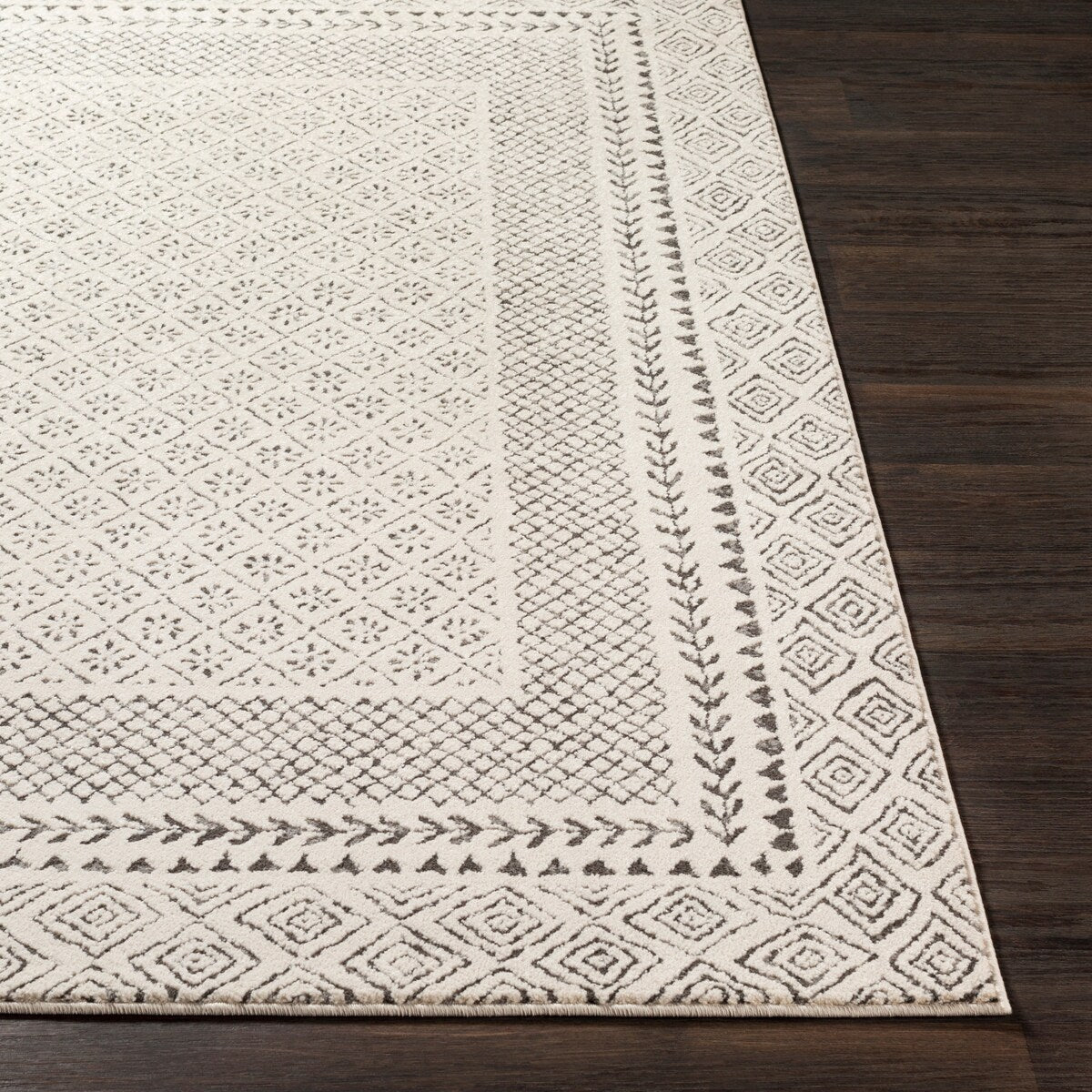 Livabliss Tiffany Grey Bohemian Border Area Rug
