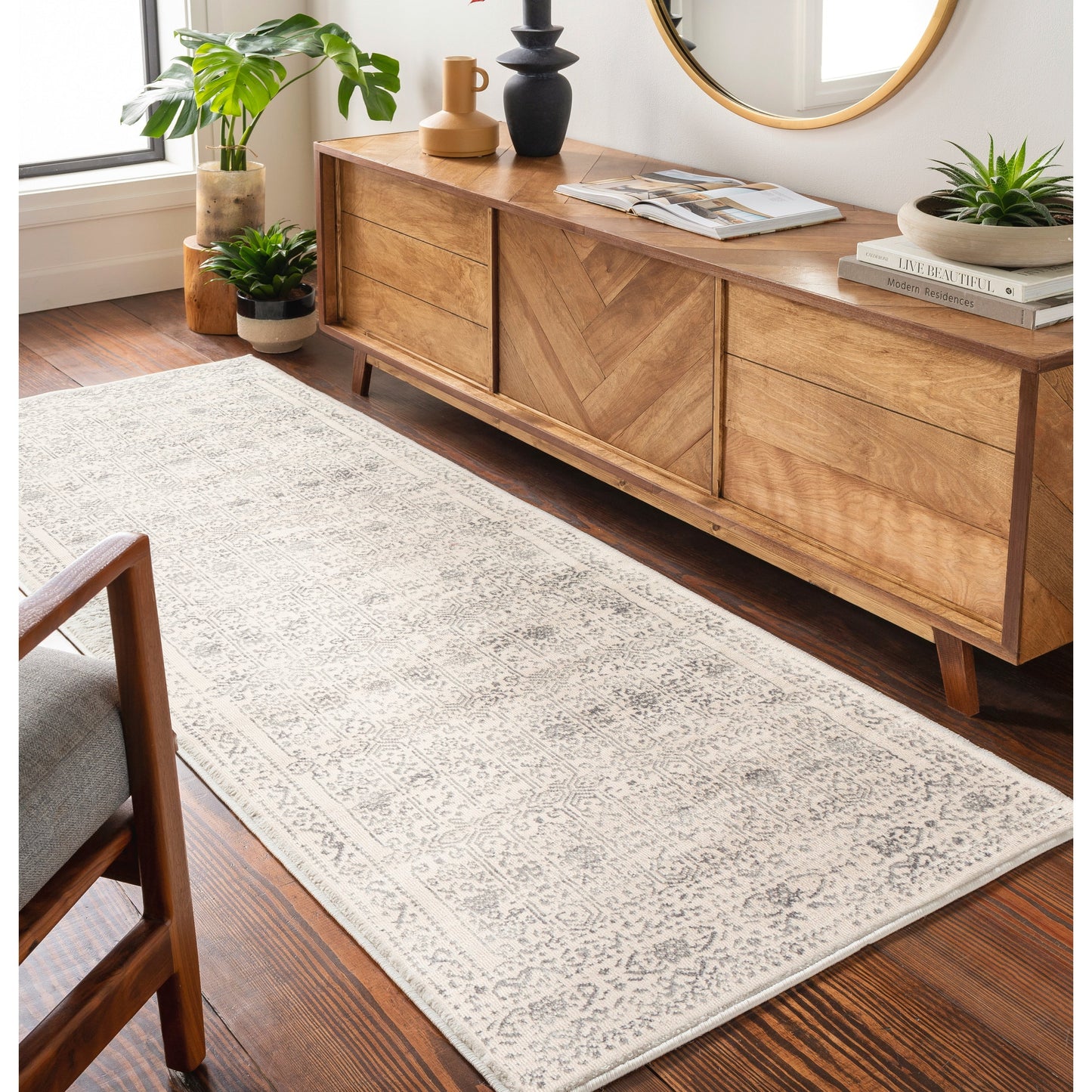 Livabliss Henson Vintage Traditional Area Rug