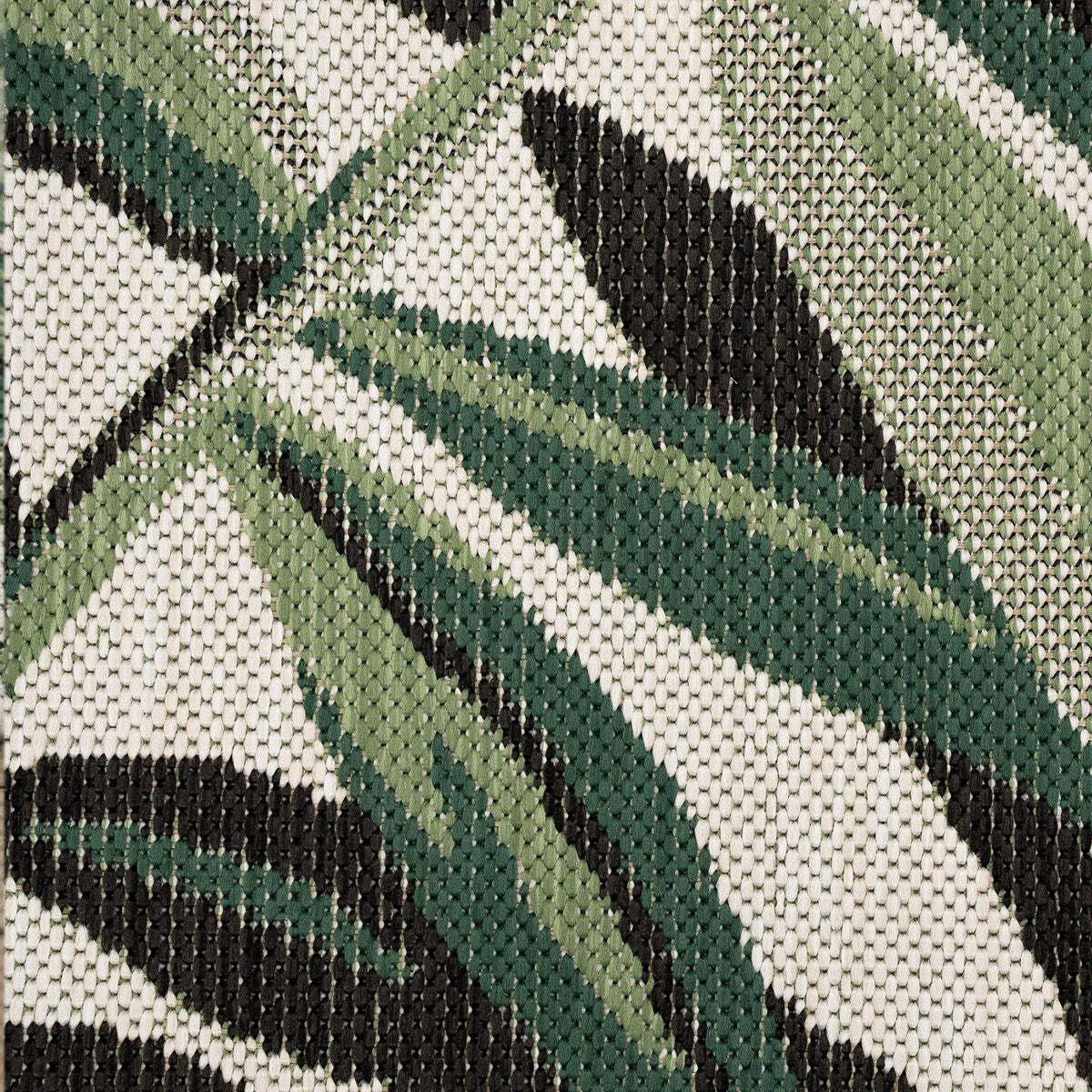 In- & Outdoor Rug Tropical Palm Leaf Design for Patio in Green Beige