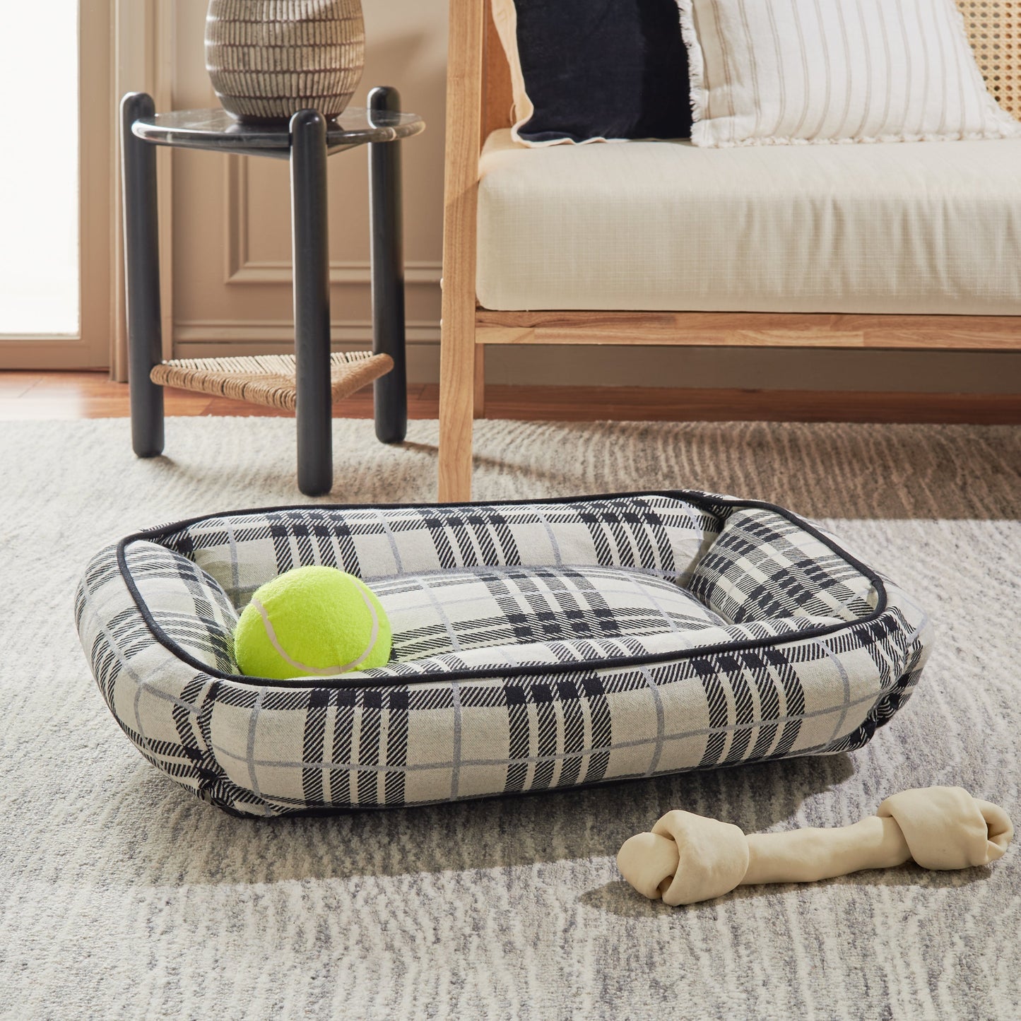 Adair Dog Bed | Safavieh - PET1006