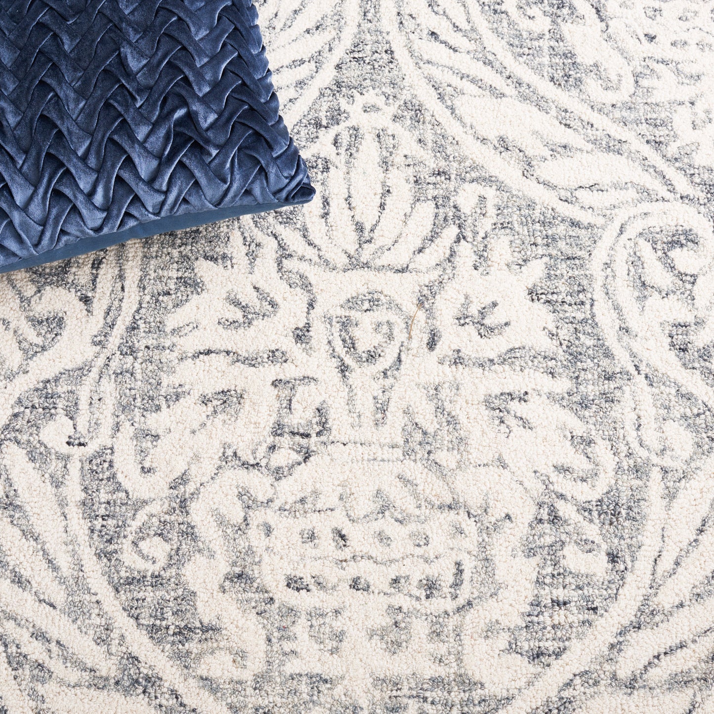 Abstract 204 Rug | Safavieh – ABT204
