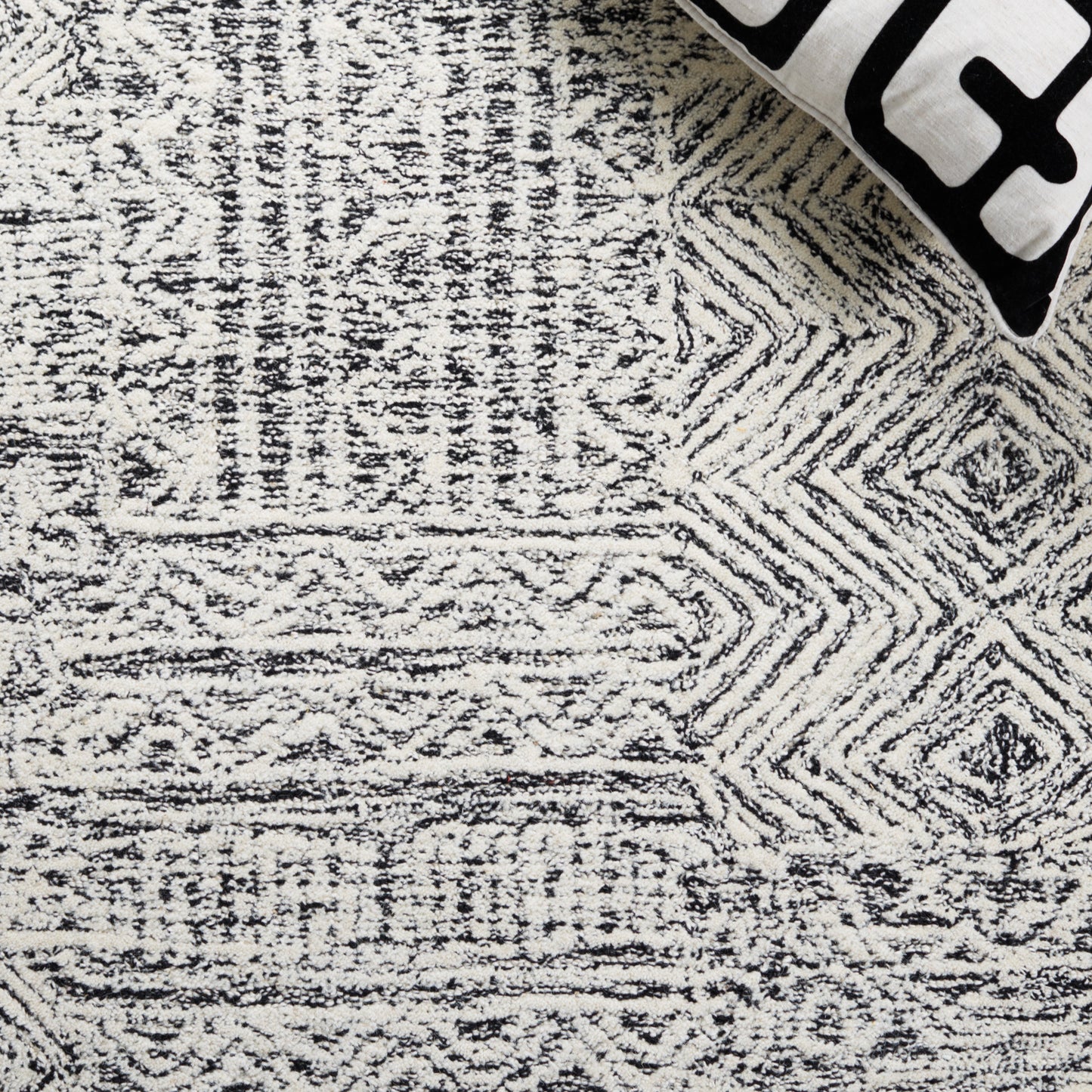 Abstract 225 Rug | Safavieh – ABT225