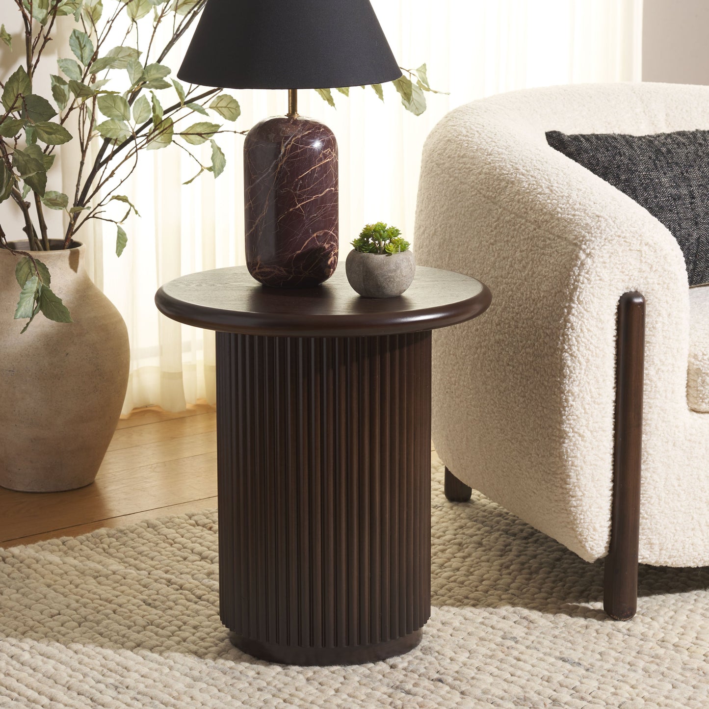 Agami Round Accent Table | Safavieh – ACC2305