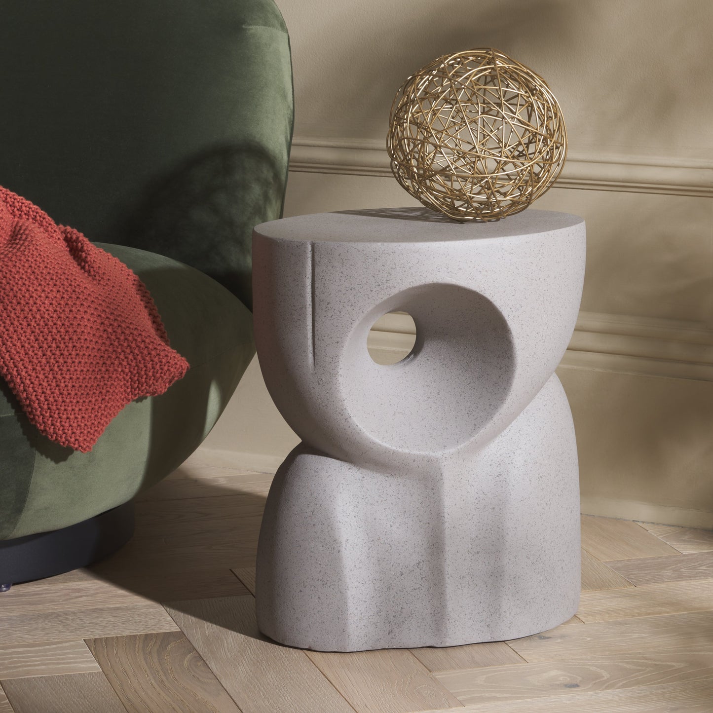 Abbi Accent Table | Safavieh – ACC2810