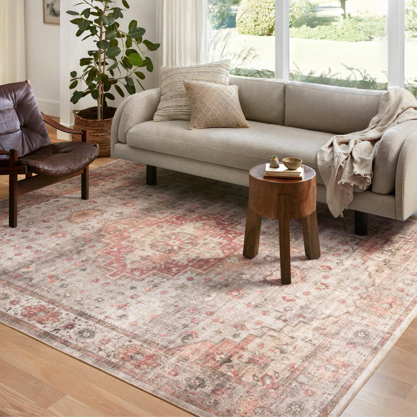Alexander Home Meghan Distressed Vintage Area Rug
