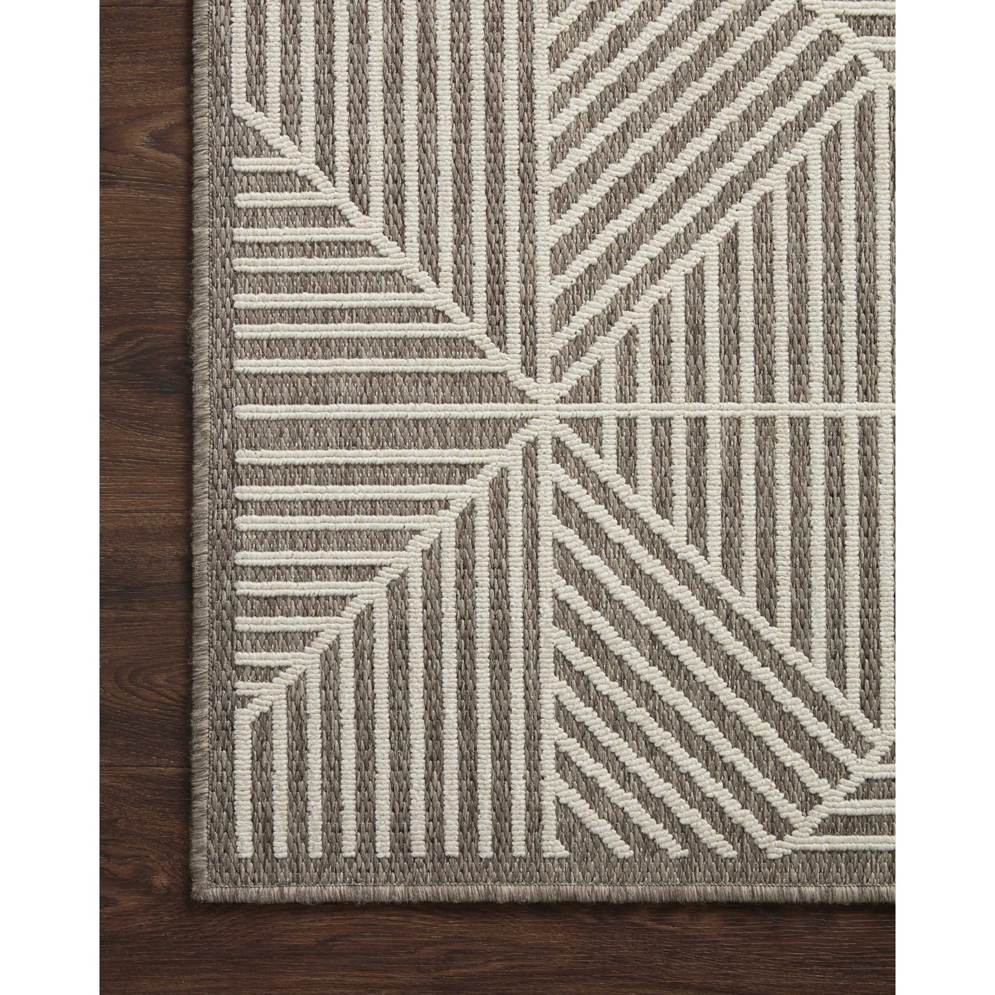 Alexander Home Renee Geometric Modern Indoor / Outdoor Rug