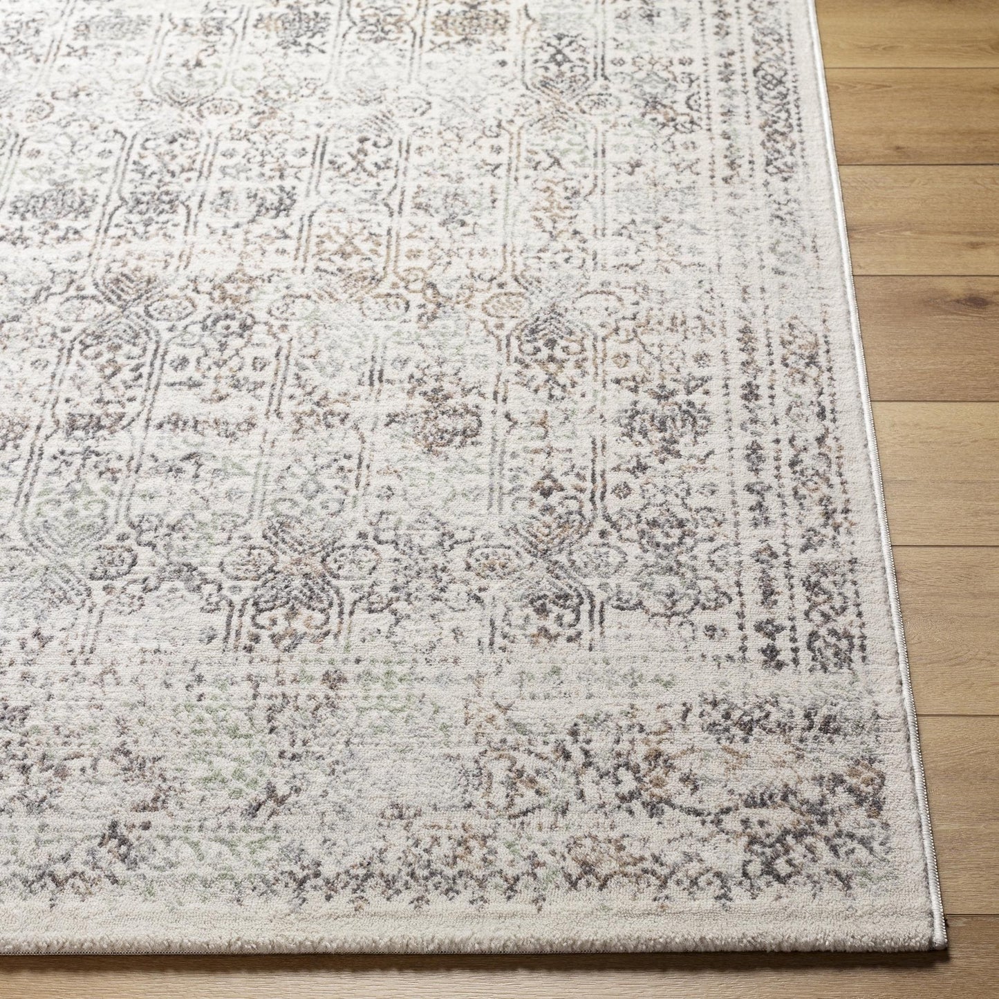 Livabliss Henson Vintage Traditional Area Rug