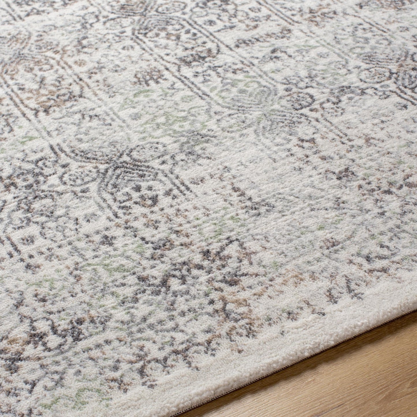 Livabliss Henson Vintage Traditional Area Rug