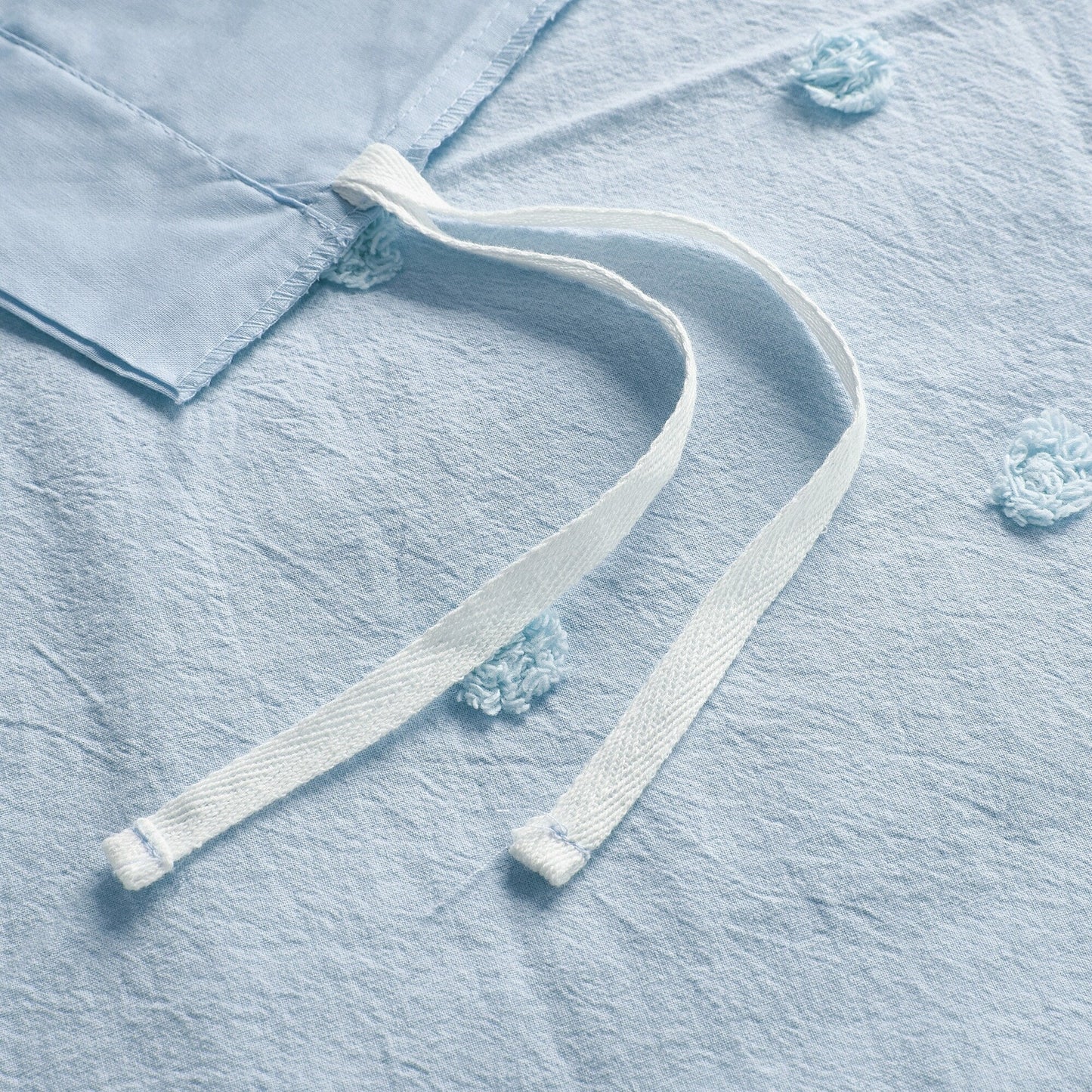 Intelligent Design Maize Cotton Jacquard Duvet Cover Set with Euro Shams and Throw Pillows