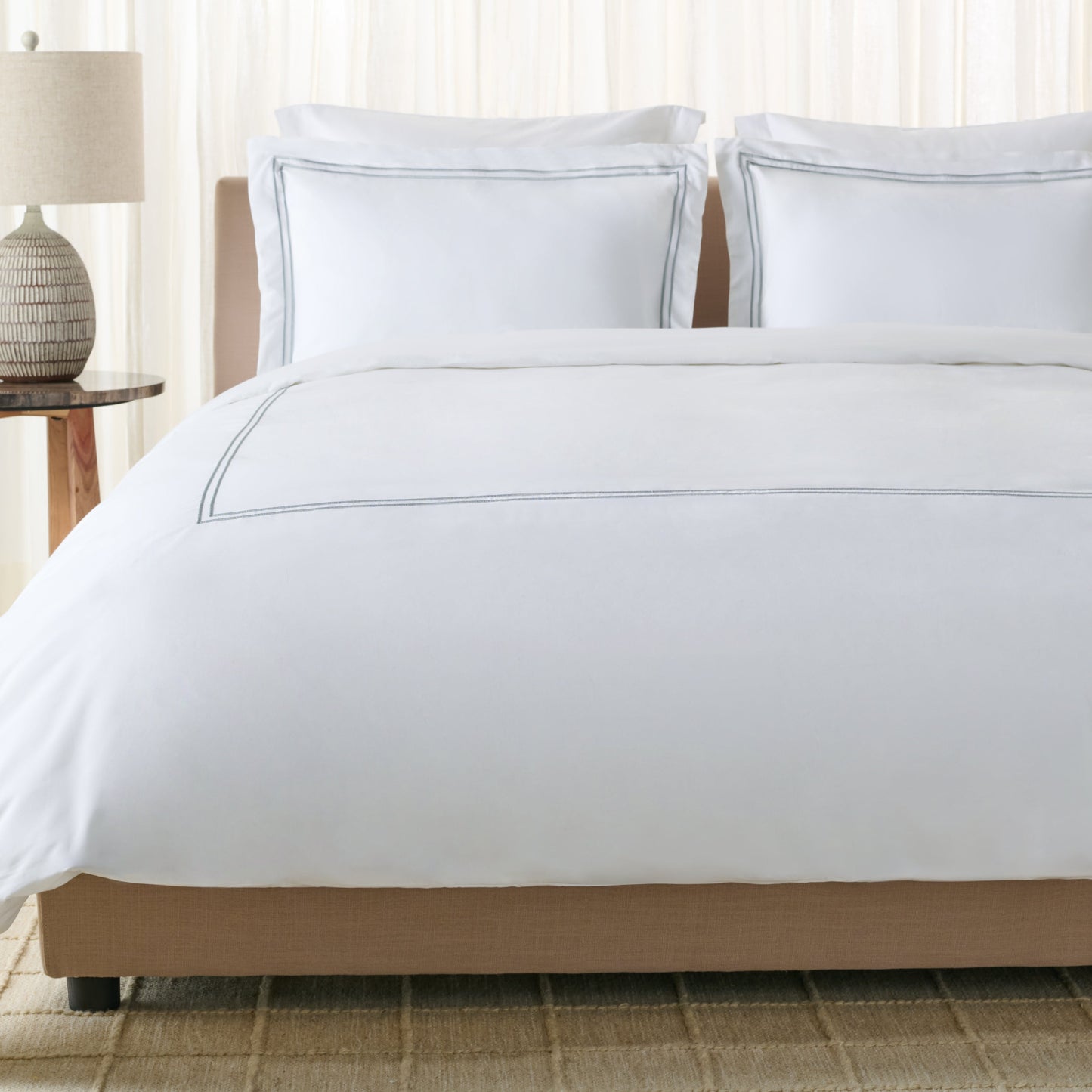 2 Line Embroidery Hotel Duvet Cover 3 Piece | Safavieh - DVT1001