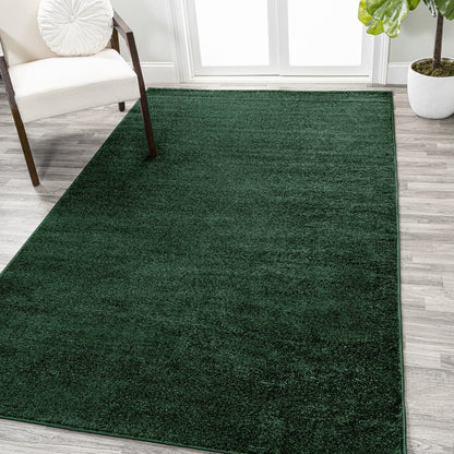 JONATHAN Y Tumbling Solid Low-Pile Area Rug