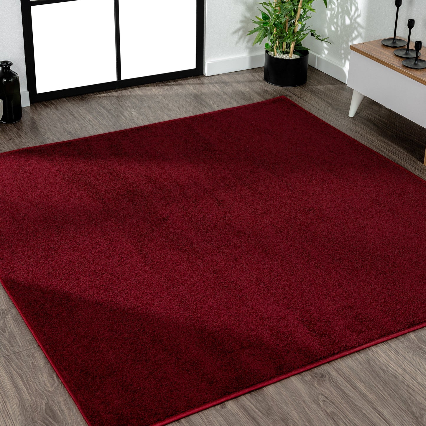 JONATHAN Y Tumbling Solid Low-Pile Area Rug