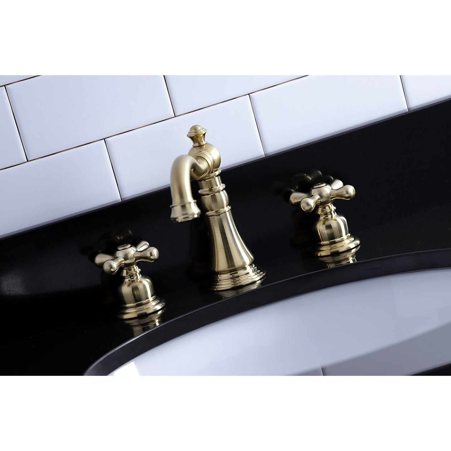 American Classic 8 in. Widespread Bathroom Faucet