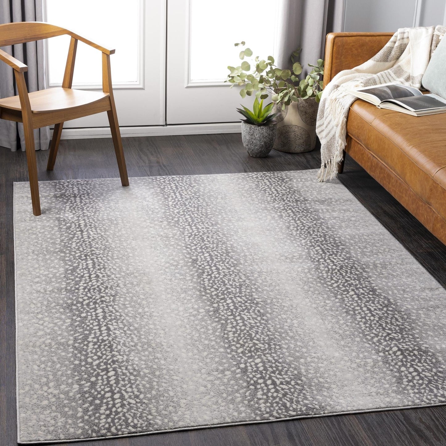 Livabliss Roma Minimalist Animal Area Rug