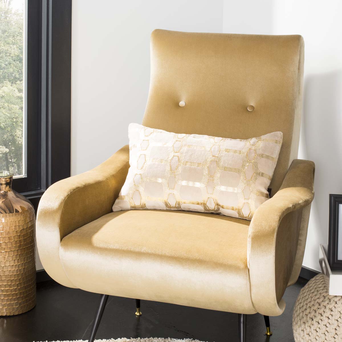 Adalie Pillow | Safavieh - PLS877