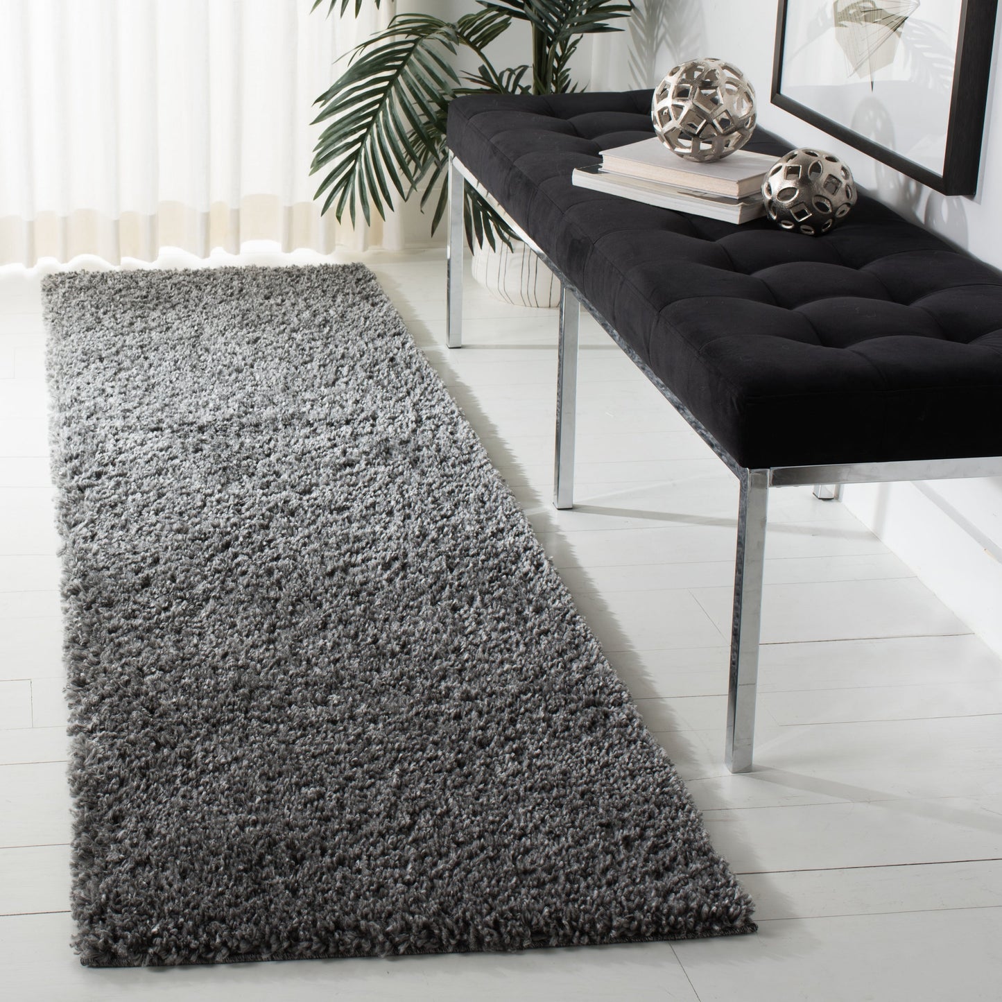 SAFAVIEH August Wilhelma Shag Solid 1.2-inch Thick Area Rug