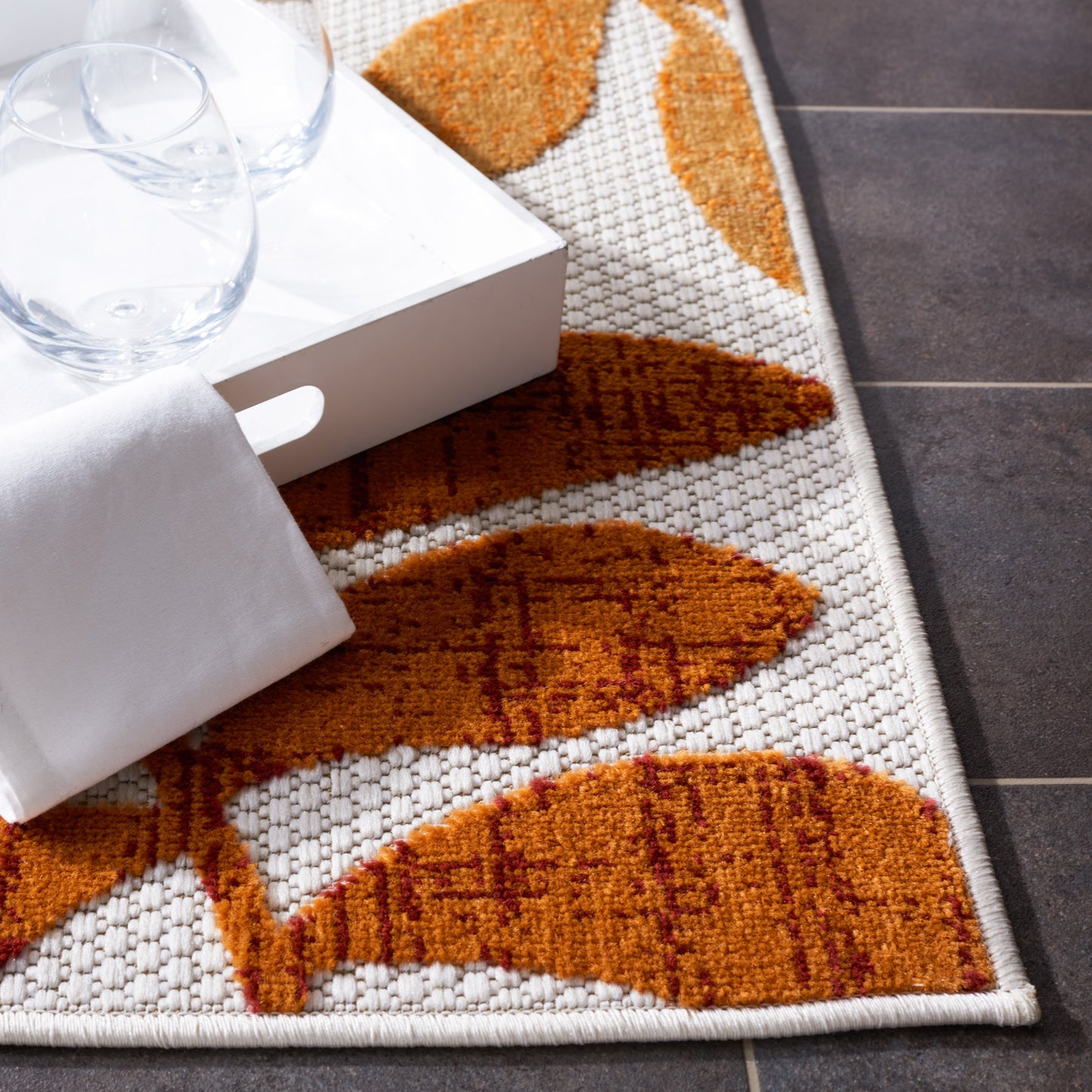 SAFAVIEH Cabana Neera Indoor/ Outdoor Waterproof Patio Floral Rug