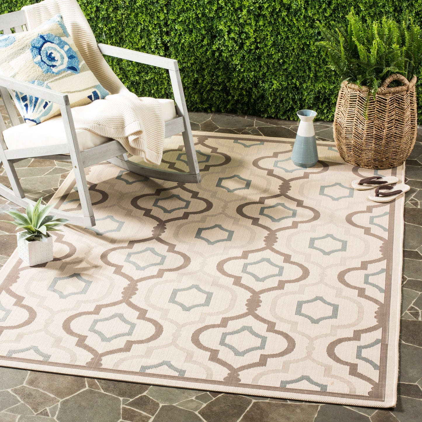 SAFAVIEH Courtyard Oyvor Indoor/ Outdoor Waterproof Patio Backyard Rug