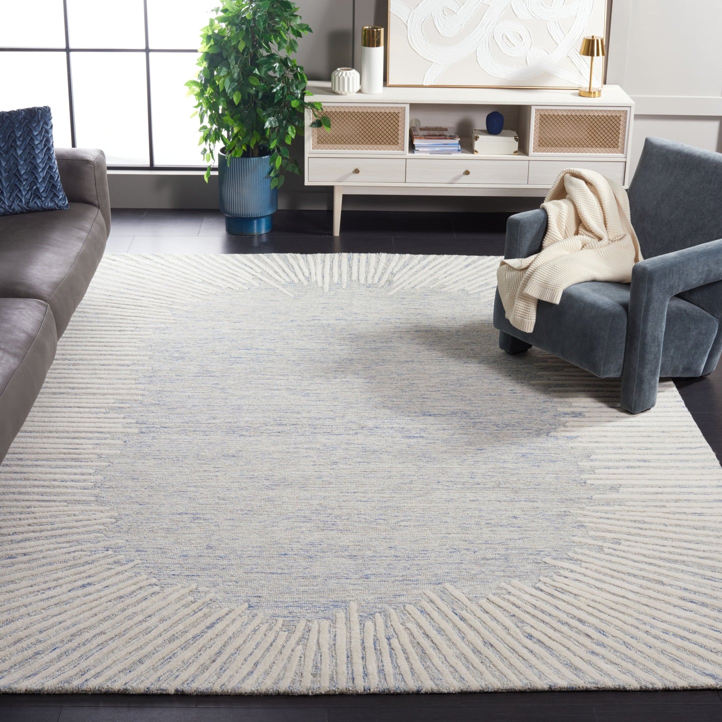 SAFAVIEH Handmade Abstract Sofoula Modern Wool Rug