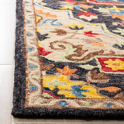 SAFAVIEH Handmade Aspen Rosmarie Boho Tribal Wool Rug