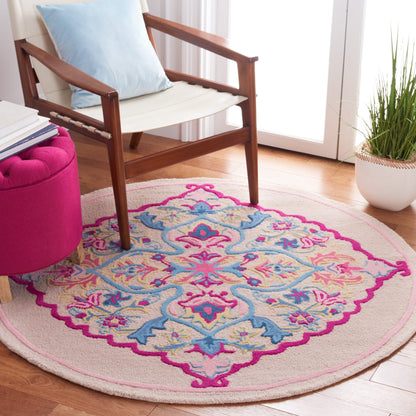 SAFAVIEH Handmade Bellagio Cailin Medallion Wool Rug